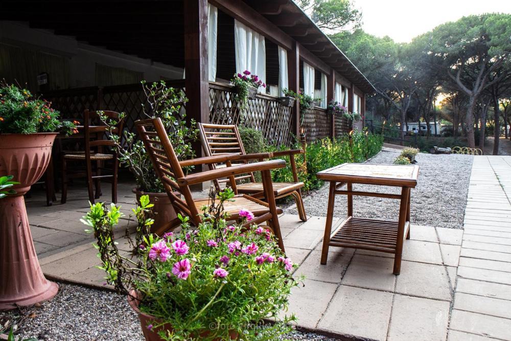 Camping Village S'Ena Arrubia Арбория Экстерьер фото